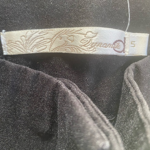 Dynamite Size Small - Picture 4 of 10